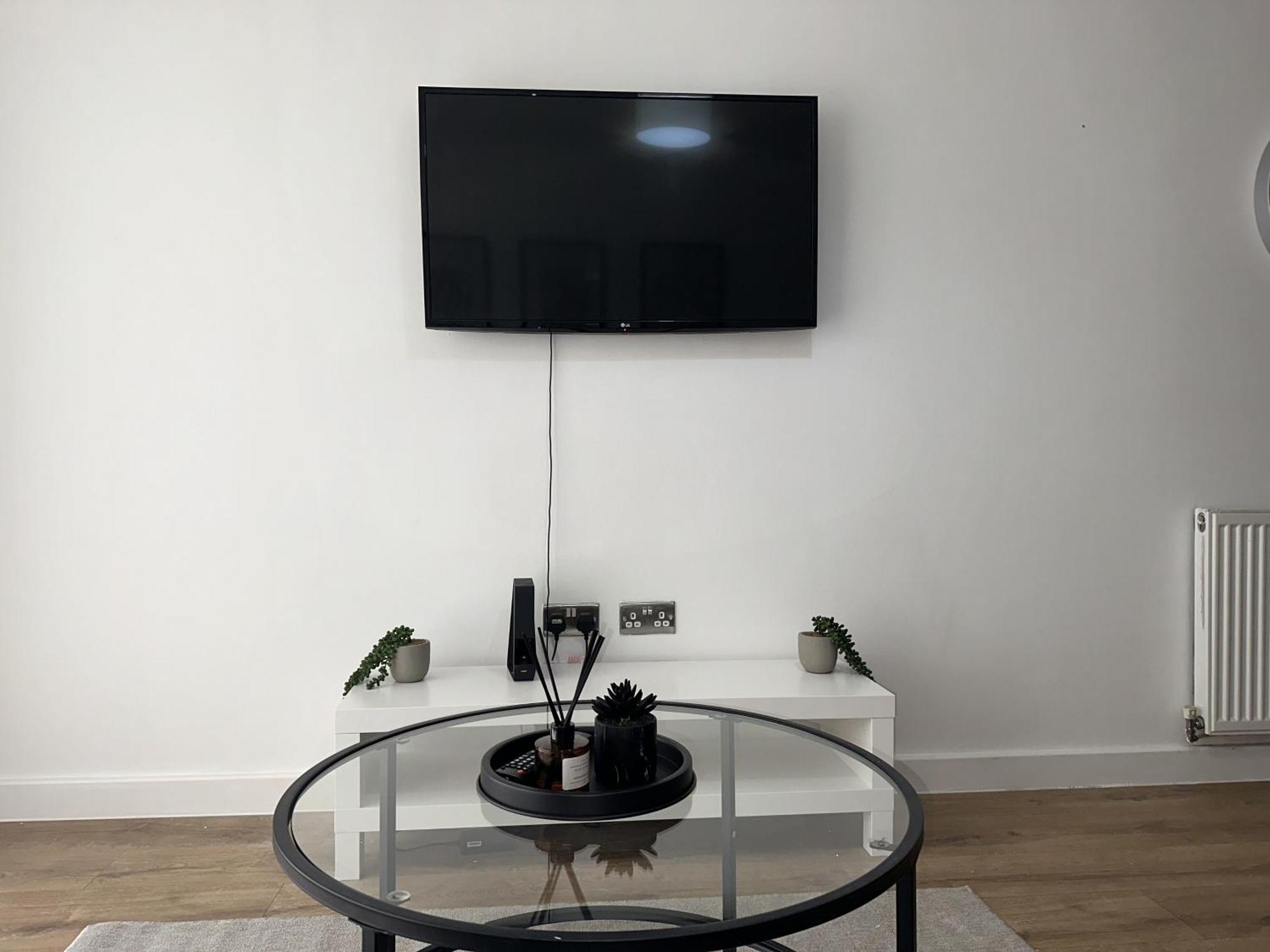 Luxury - Smart Tv - Fast Wifi - Near Utilitia Arena & Icc Apartment Birmingham Exterior photo